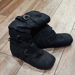 Black Women's Boots Well Loved Need Repair Used Shoe Dept Size 9 Worn Out